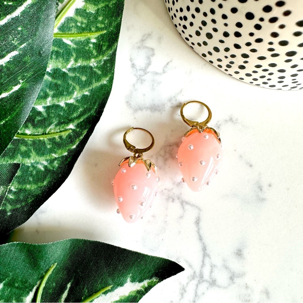 2/$30🌵 Sweet Strawberry Earrings Faux Pearl Dot Seeds Cottagecore Jewelry NEW